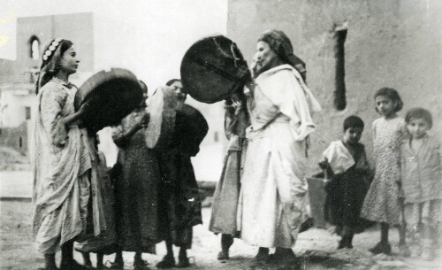 Ahouach (danse berbère) pour une noce juive à Tineghir (Haut Atlas)