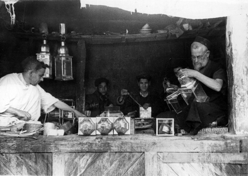 Ferblantiers (lanternes)