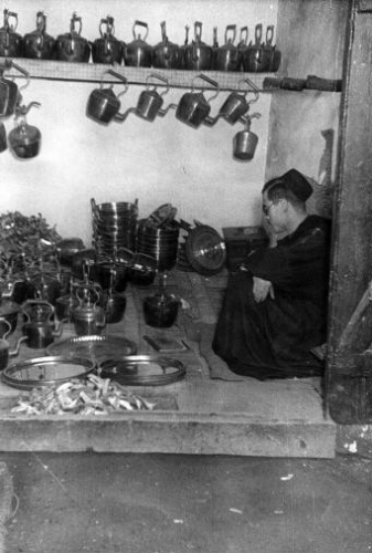 Marchand d’objets en cuivre