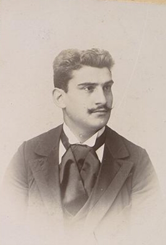 Portrait: Louis Régis
