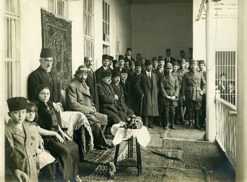 Visite de Sa Majesté le roi Fayçal et de ses ministres au Collège A. D. Sassoon