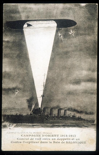 "Campagne d'Orient 1914/17 - Combat de nuit entre un zeppelin et un contre-torpilleur dans la Baie de Salonique"
