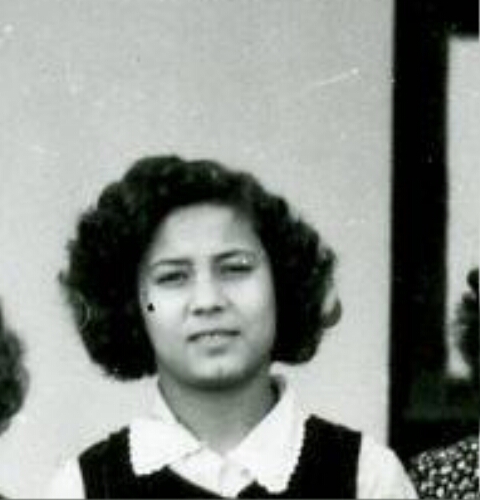 Jacqueline Pelletier née Abitbol, dans sa classe de fin d'études de l'école de filles de Safi, Maroc